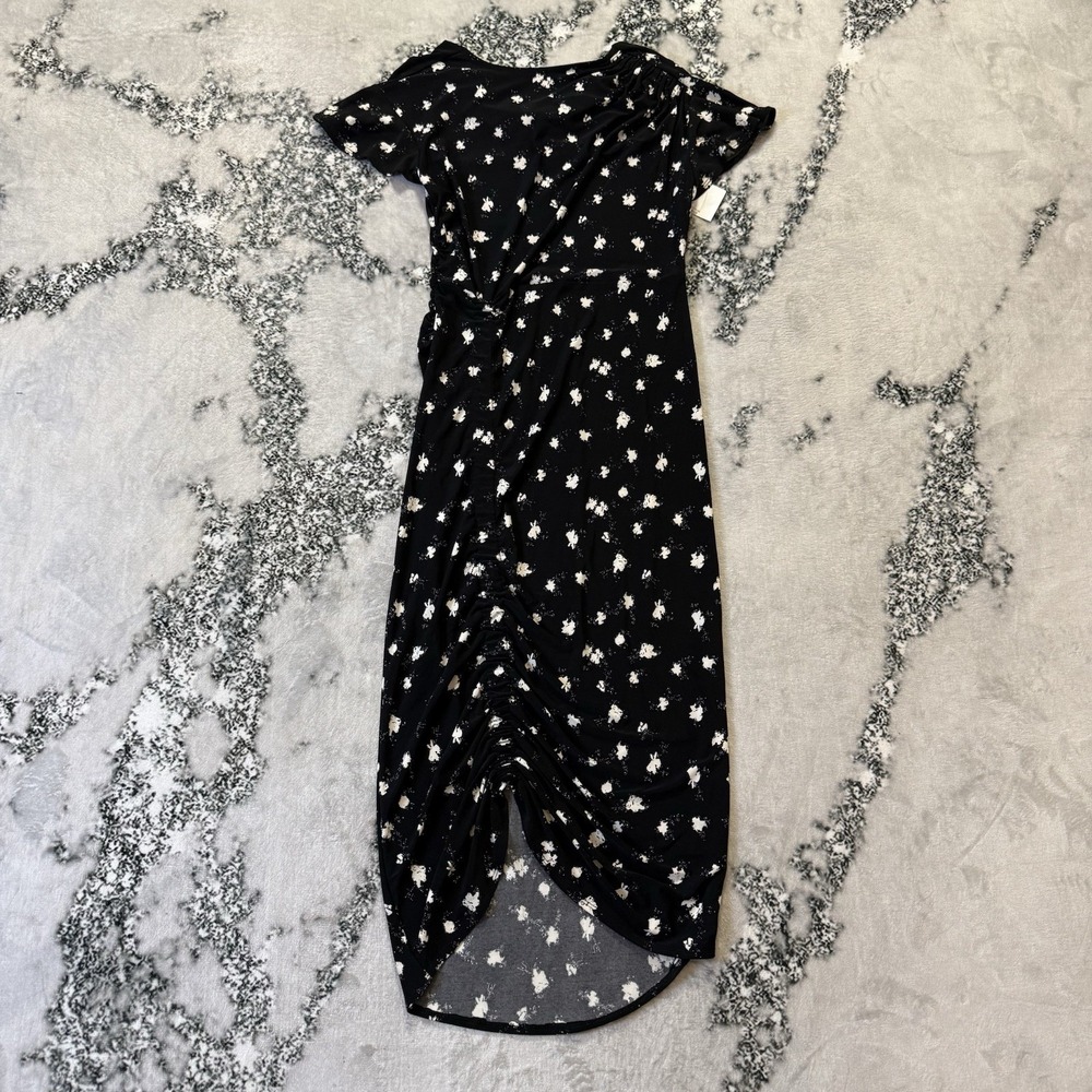 Chelsea28 Dress Womens Size XS Black White‎ Floral Flutter Sleeve Ruched Midi